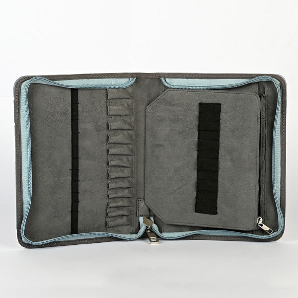 Case for Interchangeable Knitting Needles and Cords.