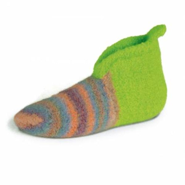 Slippers by Laines du Nord