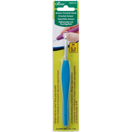 Clover Amour Crochet Hook in size H. #1047H