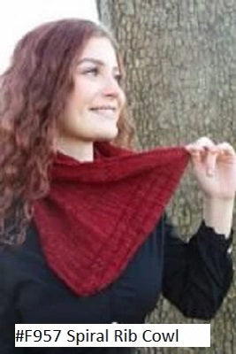 Free knit pattern Spiral Rib Cowl for Yakima Yarn from Plymouth