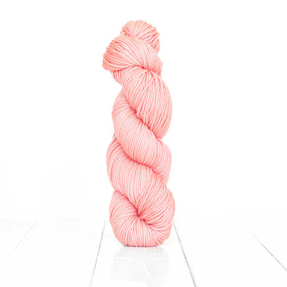 Harvest Worsted Yarn from Urth Yarns. An extra fine Merino plied yarn in solid colors.