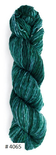 Urth Yarn's Monokrom Worsted in color #4065. A 100% Superwah Merino