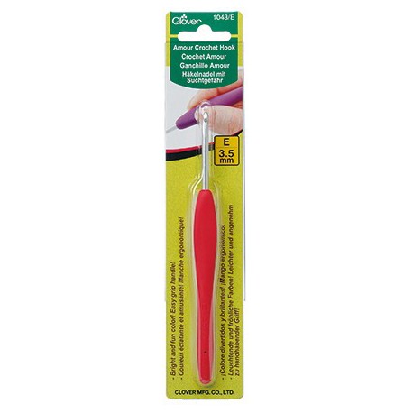 Clover Amour Crochet Hook in size E.  #1043E